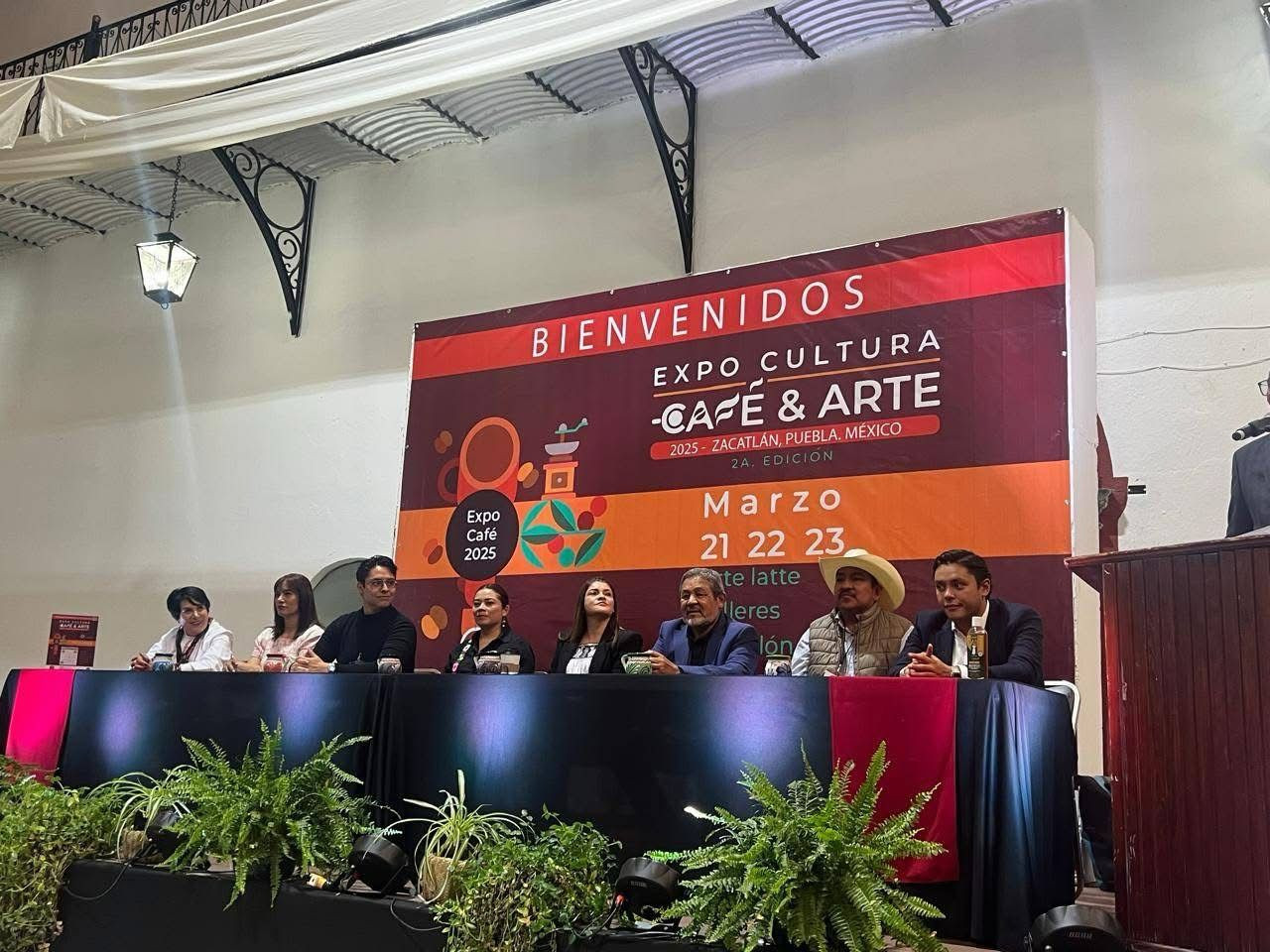 Participación del municipio de Hermenegildo Galeana en la 2da edición de la "Expo Cultura Café y Arte", qué se llevó a cabo en Zacatlán, Puebla, del 21 al 23 de marzo.